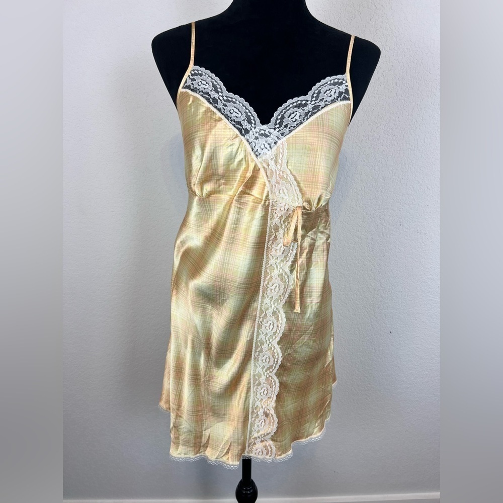 Women's Vintage Victoria's Secret AngelsYellow Plaid Lace Satin Slip Size Large